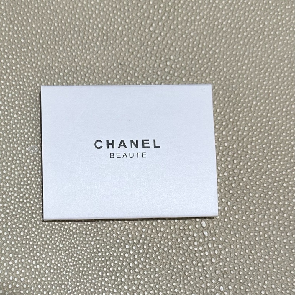 Chanel hair clips
